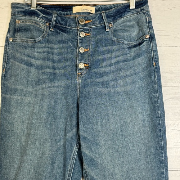 Maurices Button Fly High Rise Mom Jeans Women’s Sz 31 Strech Denim Straight Leg - Picture 2 of 6
